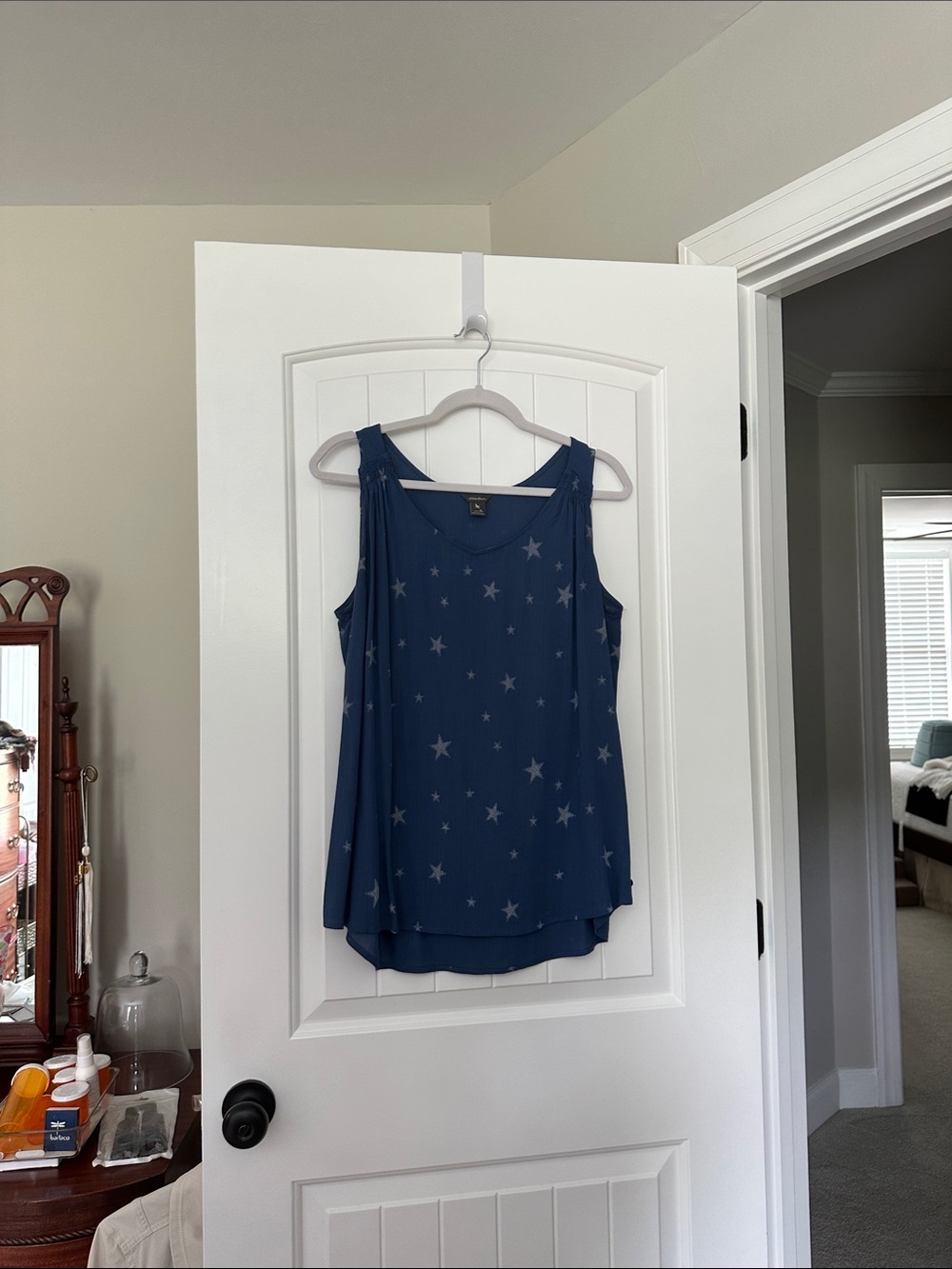 Eddie Bauer Sleeveless Star Print Tank Top - Navy - Picture 2 of 3